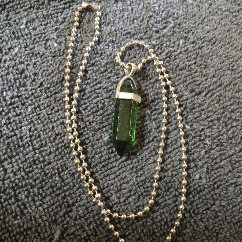 Green Pendulum Necklace